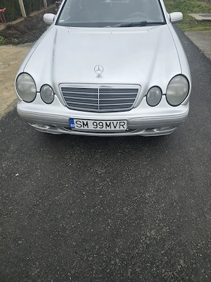 Mercedes  - imagine 9