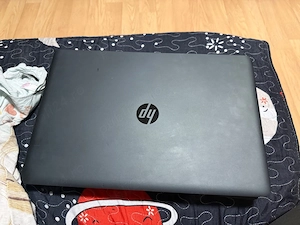 Vând leptop Hp procesor I3 hdd 6 gb HDD 500 