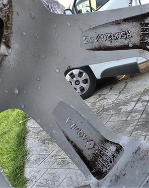 Vând set 4 jante aliaj 17 inch originale Renault, echipate cu anvelope Continental EcoContact 6 - imagine 4