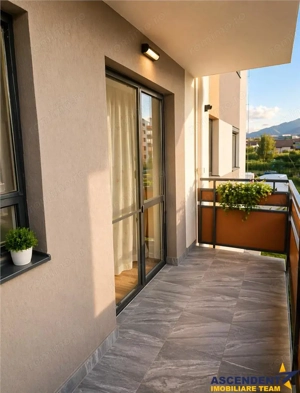 Apartament 2 camere, decomandat, etaj1, mobilat, utilat, parcare inclusa,Tractorul - imagine 5