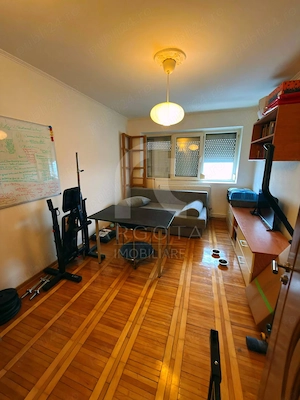 Apartament 3 camere Buzău,zona Crâng cu vedere laparcul Crâng - imagine 3