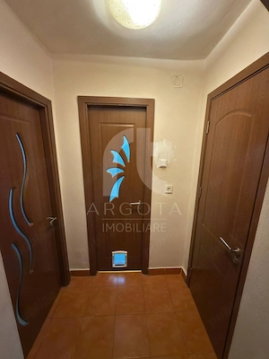 Apartament 3 camere Buzău,zona Crâng cu vedere laparcul Crâng - imagine 7