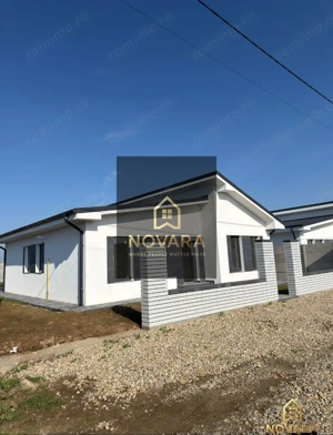 Casa calitativ facuta, living inalt Santandrei - imagine 5