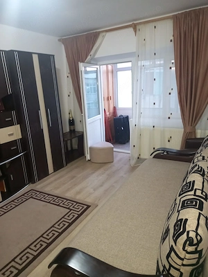 Vând garsonieră in Călărași  - imagine 4