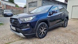 Vand Toyota Rav 4, an 2019, 2.5 Hybrid, 4x4. Pret 20800 Euro - imagine 3