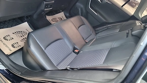 Vand Toyota Rav 4, an 2019, 2.5 Hybrid, 4x4. Pret 20800 Euro - imagine 12