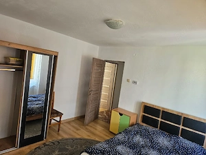 Dau în chirie apartament 3 camere