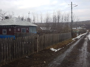 Casa cu teren intravilan 2800 mp in Vladeni, langa Dorohoi (Corlateni), Botosani