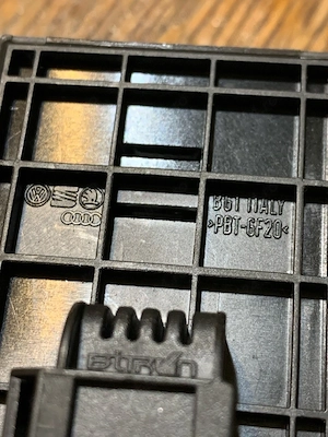 Bloc butoane comanda sofer - Audi A3 8P - imagine 5