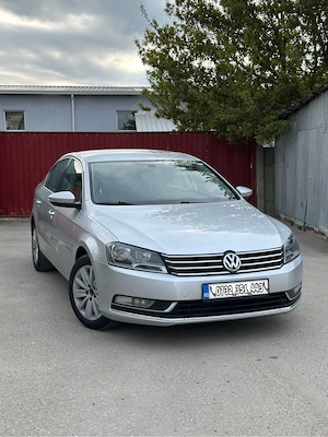 VW Passat B7 - 2.0 - 140 cp - Navigatie - Clima - Computer de bord - BlueMotion