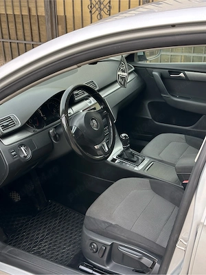 VW Passat B7 - 2.0 - 140 cp - Navigatie - Clima - Computer de bord - BlueMotion - imagine 6