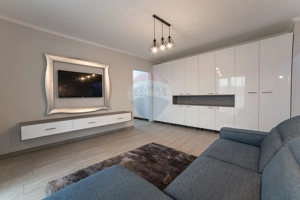 Apartament modern de INCHIRIAT în zona 300 Micalaca
