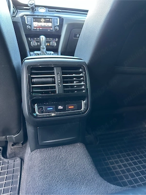 VW Passat B8 Variant 2.0 TDI DSG R-Line Interior   Navi   LED   Întreținut TOP - imagine 9