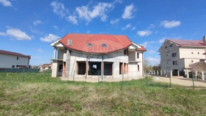 Vilă la roșu, tencuită, 5 camere, 240 mp util, Sânmartin, teren 726 mp - imagine 16