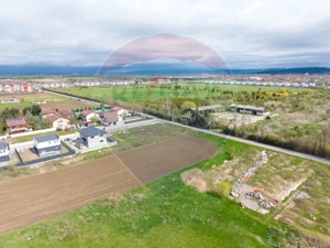 Oportunitate Investiție-Teren intravilan,+ utilități 1,200mp Sanpetru - imagine 10