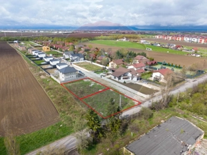 Oportunitate- Teren intravilan Sânpetru -529mp lângă asfalt, utilități