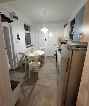 Vând casă în Cisnădie, la preț de apartament  - imagine 2