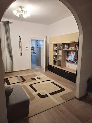 Vând casă în Cisnădie, la preț de apartament  - imagine 3