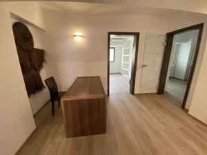 Apartament de închiriat 5 camere birou ideal firmă - imagine 5