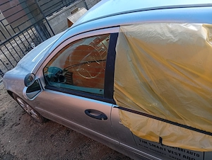 Vând întreaga sau dezmembrez Mercedes c clasa 2000 benzina plus gaz - imagine 4