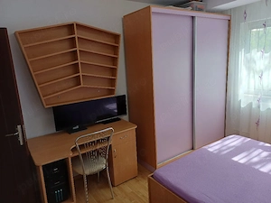 Mobilier dormitor-pat cu saltea, sifonier, birou, comoda. - imagine 2