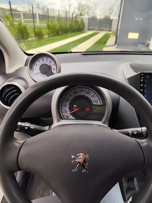 Peugeot 107    5 Uși | Navigație | AC | 175.000 km - imagine 7