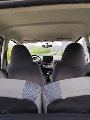 Peugeot 107    5 Uși | Navigație | AC | 175.000 km - imagine 8