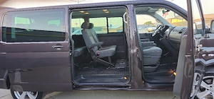 Volkswagen T5 t6 Caravelle Model Lung 8+1 locuri  - imagine 9