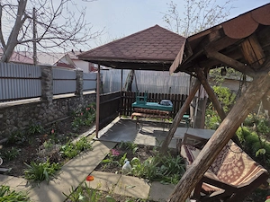 Casa 100 MP + 915 MP   Canalizare , gaz , curent , apa , fibra optica