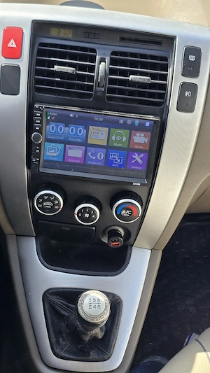 Vand Hyundai Tucson cu GPL 2x4, tractiune față - imagine 4