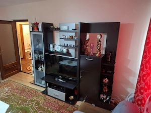 Vand apartament 3 camere decomandat - imagine 2
