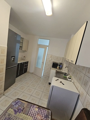 Apartament 2 camere cofort 1decomandat - imagine 11