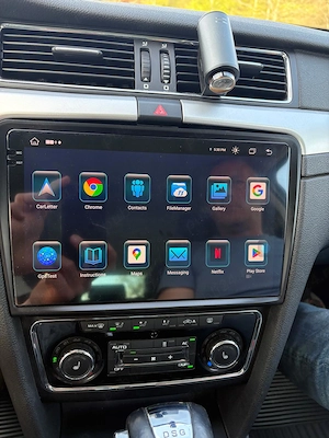 Vand Skoda Superb an 2011 2,0TDI 170cp - imagine 8