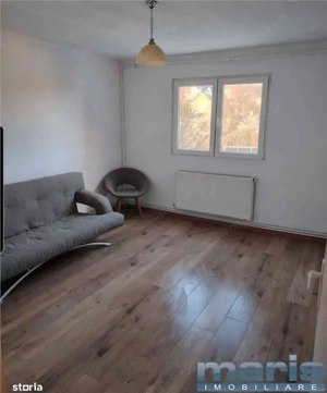 Tudor zona Diamant garsoniera mobilata utilata.