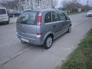 Opel Meriva 1,7 Cdti Înmatriculată acte la zi  Anul 2005 - imagine 4