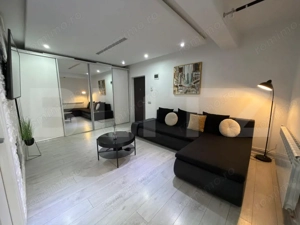 Apartament modern cu 3 camere decomandate, parcare, balcon, Sub Cetate - imagine 6