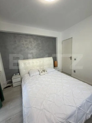 Apartament modern cu 3 camere decomandate, parcare, balcon, Sub Cetate - imagine 2