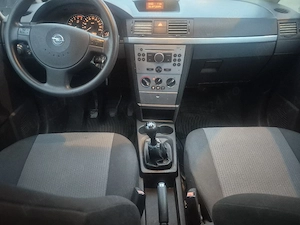 Opel Meriva 1,7 Cdti Înmatriculată acte la zi  Anul 2005 - imagine 6