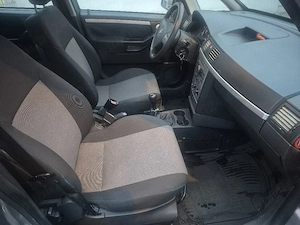 Opel Meriva 1,7 Cdti Înmatriculată acte la zi  Anul 2005 - imagine 9