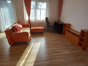 Inchiriez apartament 2 camere pe termen lung, pe str.Maramuresului .