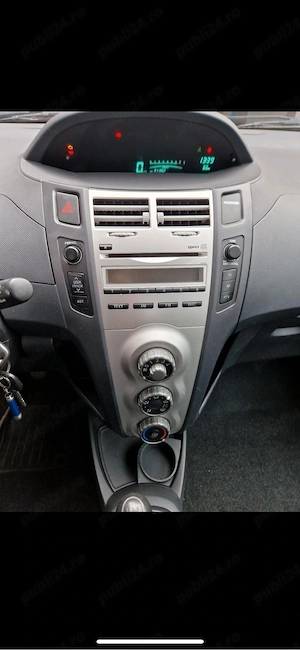 vand Toyota Yaris 2008 - imagine 3