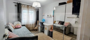 Apartament spațios cu 4 camere, complet mobilat și renovat modern, zonă C.R.Vivu - imagine 6