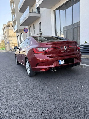 Vând Renault Megane 1.5 dCI EDC Zen - imagine 3