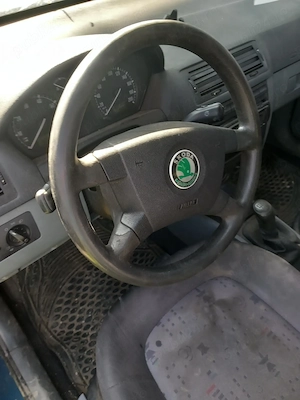 Skoda fabia 1.4 benzina - imagine 3