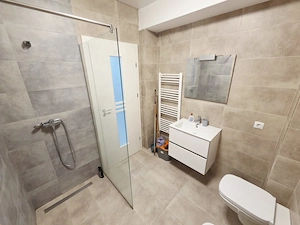 Apartament 1 camera bloc nou mobilat - imagine 8