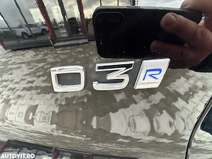 Volvo XC 40 D3 R-Design - imagine 17