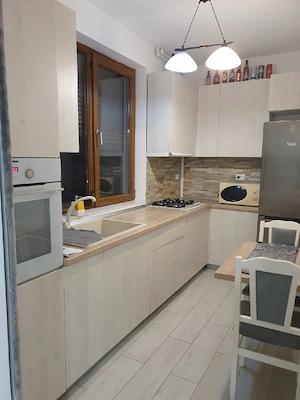 Inchiriez apartanet 2 camere in Bragadiru zona Cristalului, MC Donalds - imagine 4