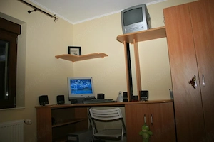 Inchiriez ap. 3 camere decomandate Tomis III, perioada lunga - imagine 6