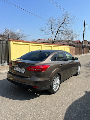 Ford focus Titanium - imagine 7