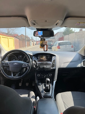 Ford focus Titanium - imagine 3